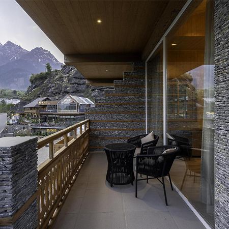 Palchan Hotel & Spa - A Member Of Radisson Individuals Retreats Manāli Esterno foto