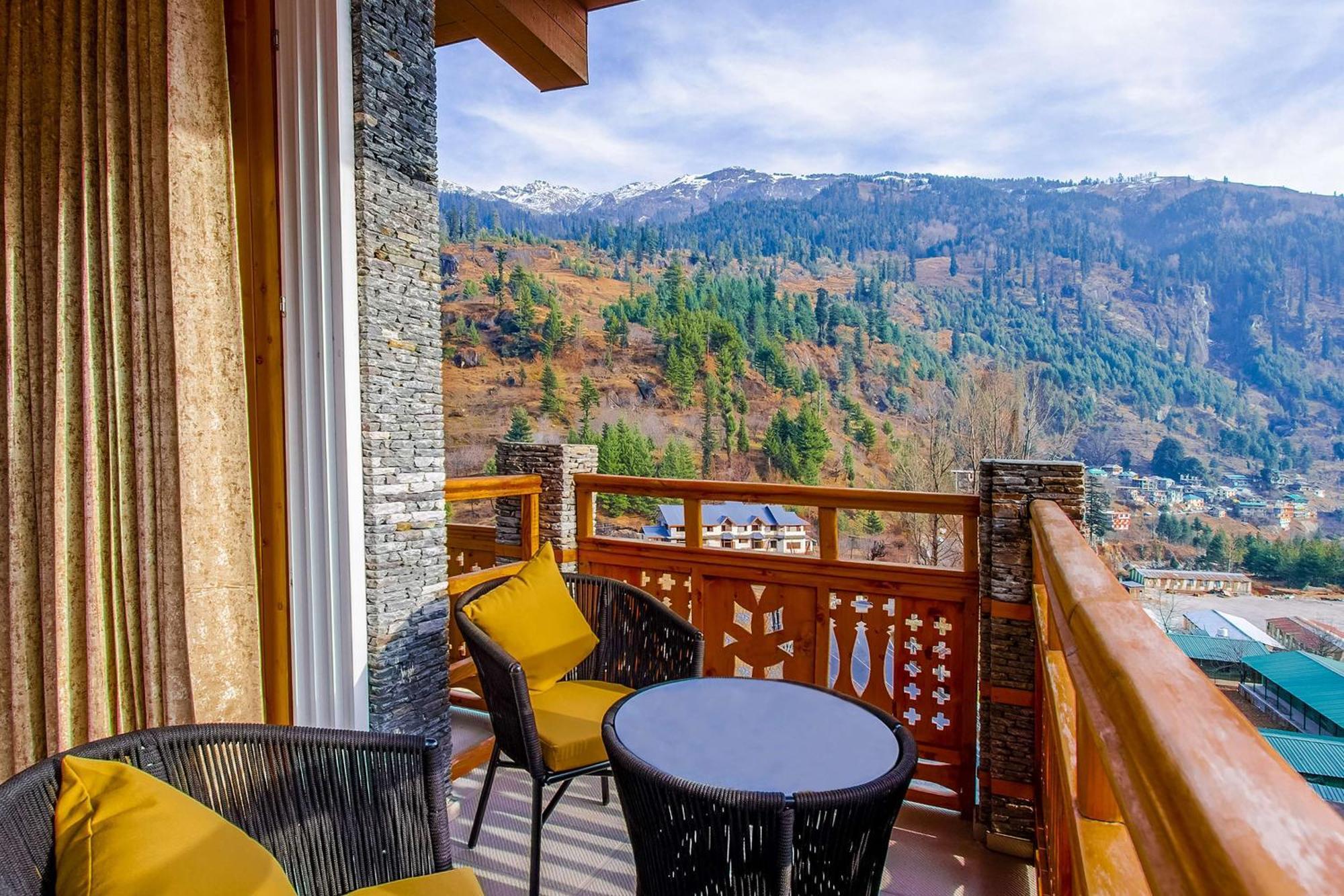 Palchan Hotel & Spa - A Member Of Radisson Individuals Retreats Manāli Esterno foto