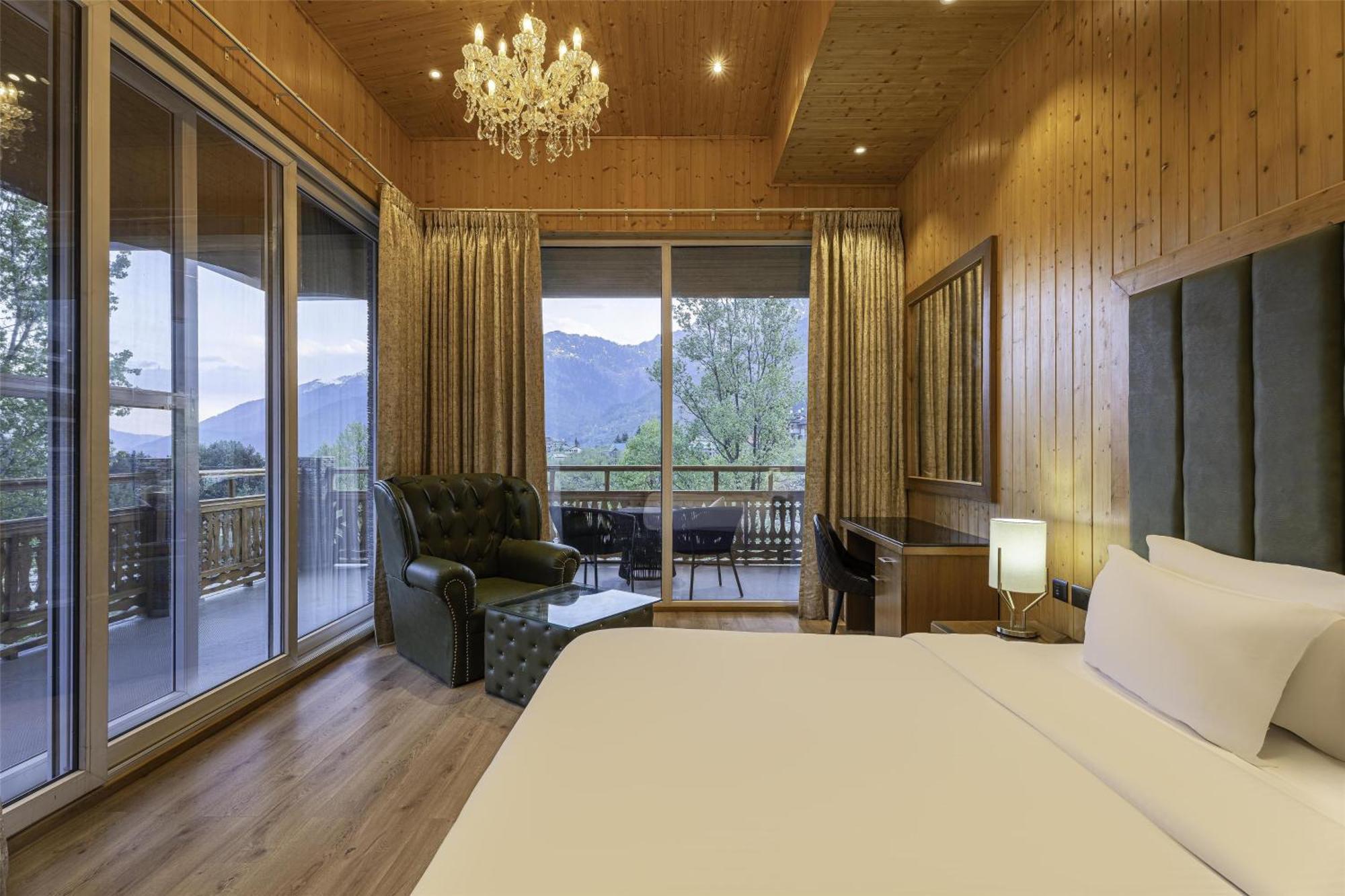 Palchan Hotel & Spa - A Member Of Radisson Individuals Retreats Manāli Esterno foto